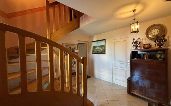 Maison à vendre    5 pièces •  Audierne