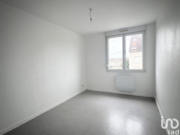 Appartement 3 pièces de 65 m² à Soissons (02200)