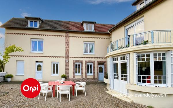 Maison à vendre    7 pièces • 186 m2 Charleval