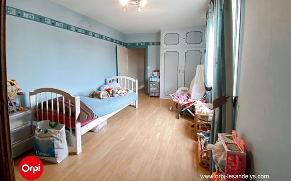 Maison à vendre    7 pièces • 186 m2 Charleval