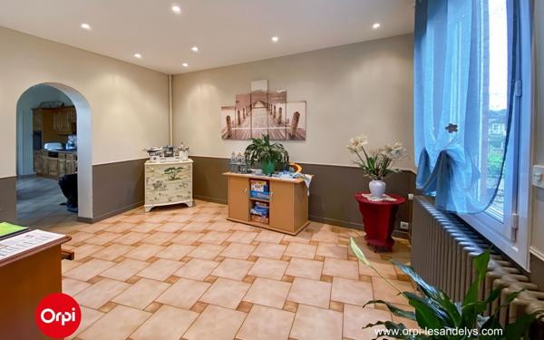 Maison à vendre    7 pièces • 186 m2 Charleval