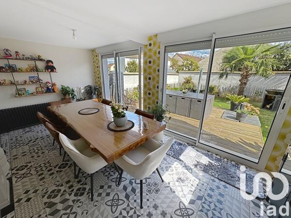 House for sale 6 rooms 115 m² Courseulles-sur-Mer