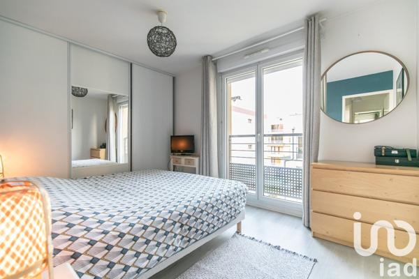 Appartement 3 pièces de 70 m² à Rosny-sous-Bois (93110)