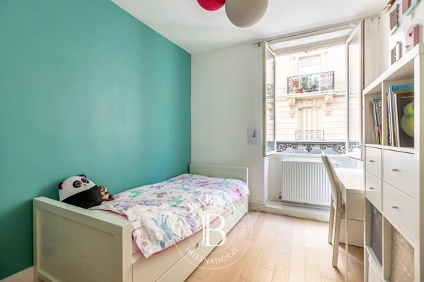 Paris 17ème, Appartement 3 Chambres -  89 m² à vendre