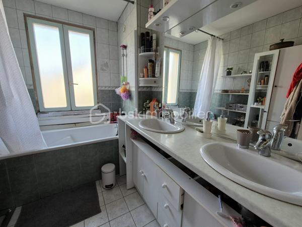 Maison de 202,96 m²