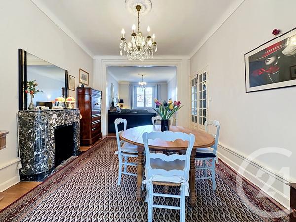 Maison à vendre  8 pièces - 192 m 2   CHANCELADE  - 24