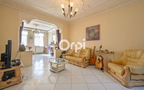 Maison à vendre    7 pièces • 198 m2 Anzin