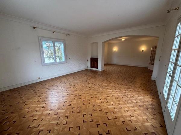 Maison à vendre |  Segonzac |  5 pièces | 254 m²