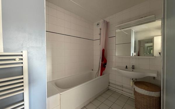 Appartement à louer    2 pièces • 45 m2 Montrouge