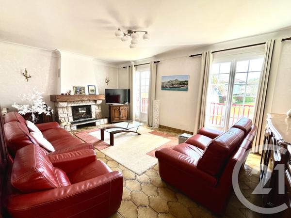 Maison à vendre  9 pièces - 213 m2 CIBOURE - 64