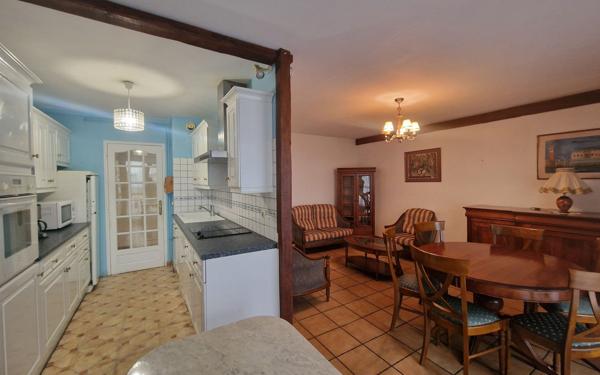 Appartement à vendre    4 pièces • 82,83 m2 Vaires-sur-Marne