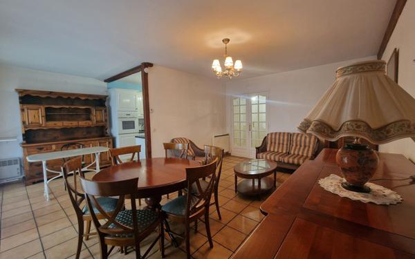 Appartement à vendre    4 pièces • 82,83 m2 Vaires-sur-Marne