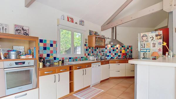 A vendre Maison a NÉrac 5 pièce(s) 145m² 4 chambres avec jardin 2700m²