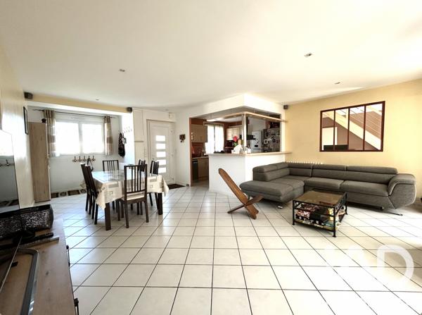 Maison à vendre 8 pièces 178 m² Tours