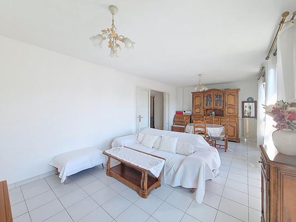 T4 rénové - 71,93 m² - Résidence Parc des Roses - Marseille 13013