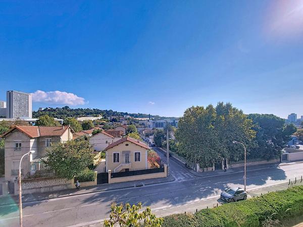 T4 rénové - 71,93 m² - Résidence Parc des Roses - Marseille 13013