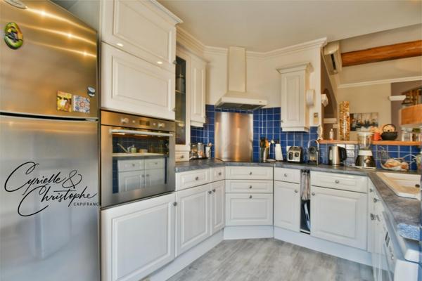 Maison à vendre 6 pièces MONTAGNAC 4 chambres grans salon lumineux