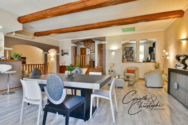 Maison à vendre 6 pièces MONTAGNAC 4 chambres grans salon lumineux