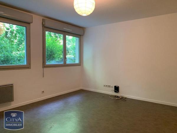 Appartement à louer 1 pièce 29.71m²
