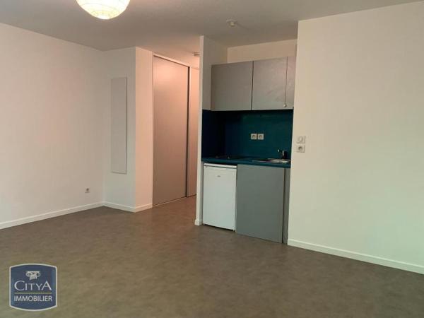 Appartement à louer 1 pièce 29.71m²
