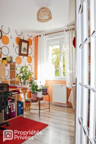 Maison Ahuille 5 pièce(s) 98 m2