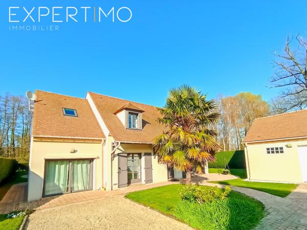 Saint-Cyr-sous-Dourdan (91410) Belle maison familiale de 6 pièces sur vaste terrain de 1 416 m2 proche de toutes commodités