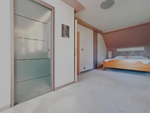 Saint-Cyr-sous-Dourdan (91410) Belle maison familiale de 6 pièces sur vaste terrain de 1 416 m2 proche de toutes commodités