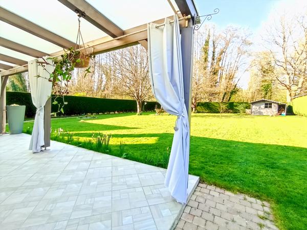 Saint-Cyr-sous-Dourdan (91410) Belle maison familiale de 6 pièces sur vaste terrain de 1 416 m2 proche de toutes commodités