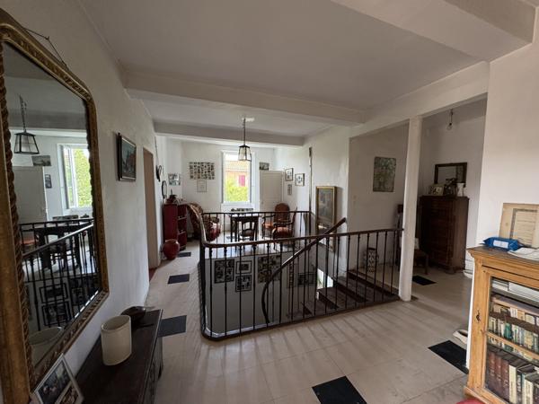 Cadours (31480) Exclusivité : Charmante maison de village de 215m2, T5 avec garage et jardin