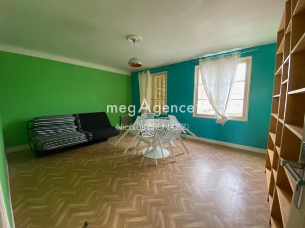 Appartement à VIMOUTIERS, 61120 - 5 pièces 89m²