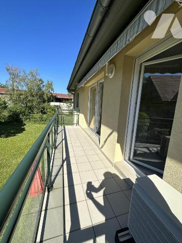 APPARTEMENT TYPE F2 avec TERRASSE CAVE ET GARAGE