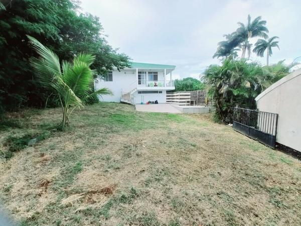 Villa double, Un T4 et Un T3 à vendre LE GOSIER (971), T4 vue mer, 2 entrées distinctes