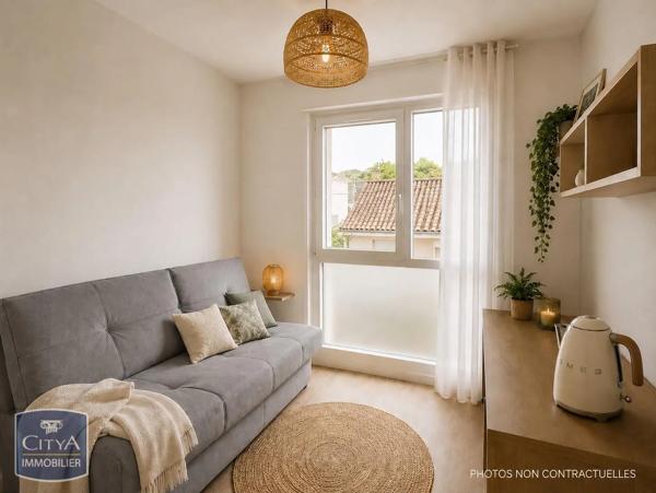 Appartement à louer 1 pièce 18.3m² La Rochelle (17000)