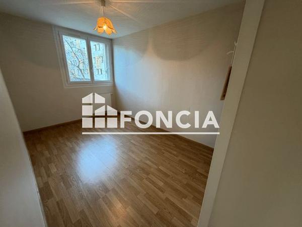 Location Appartement 4 pièces 70 m² - Lormont 33310