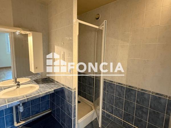 Location Appartement 4 pièces 70 m² - Lormont 33310