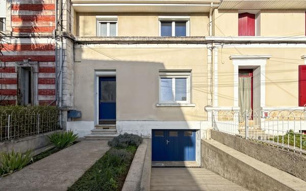Maison à vendre    4 pièces • 82 m2 Périgueux