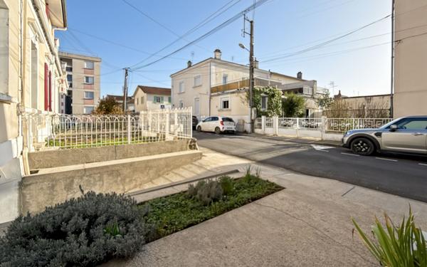 Maison à vendre    4 pièces • 82 m2 Périgueux