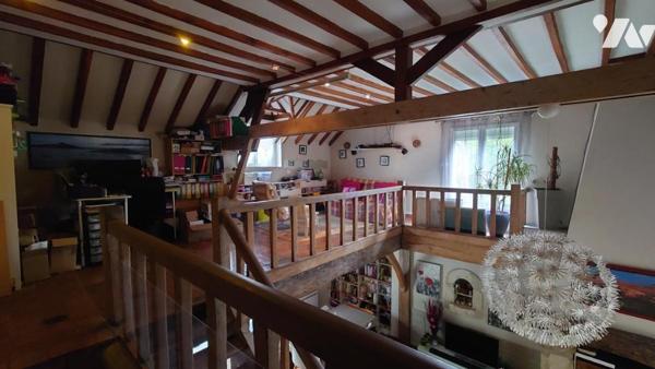 BELLE MAISON DE CARACTERE EN CAMPAGNE PROCHE DES BORDS DE LOIRE