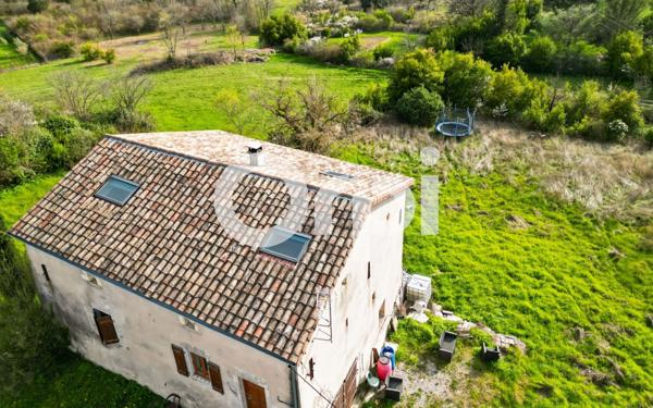 Maison à vendre    4 pièces •  Lagorce