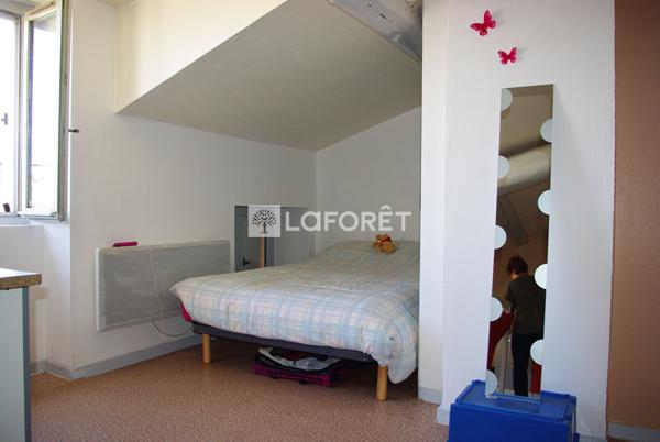 Achat immeuble Saint-Étienne - 18 pièce(s) - 580 m² - 790 000 €