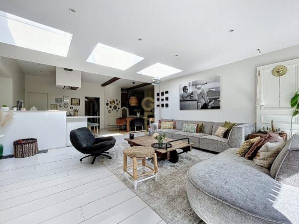 Maison mitoyenne 1 côté Linselles Secteur Linselles-Vallée Lys 184 m²