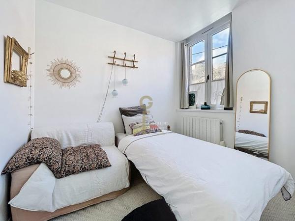 Maison mitoyenne 1 côté Linselles Secteur Linselles-Vallée Lys 184 m²