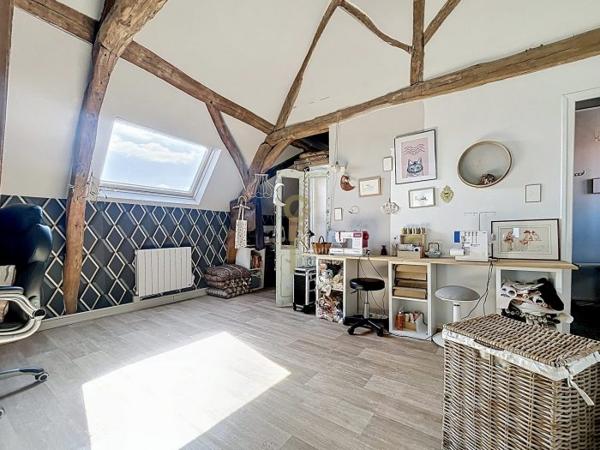 Maison mitoyenne 1 côté Linselles Secteur Linselles-Vallée Lys 184 m²