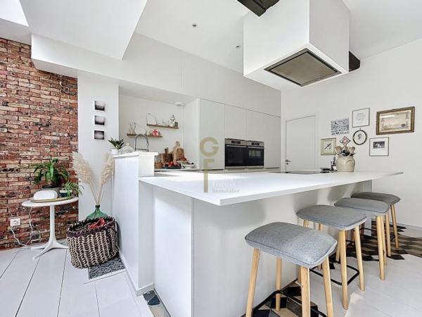 Maison mitoyenne 1 côté Linselles Secteur Linselles-Vallée Lys 184 m²