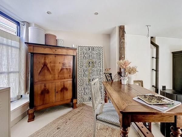 Maison mitoyenne 1 côté Linselles Secteur Linselles-Vallée Lys 184 m²