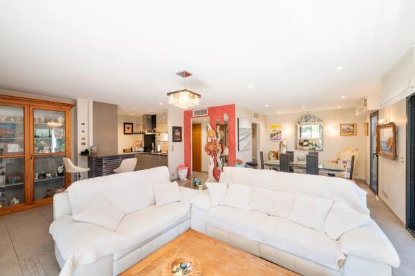 Immobilier Saint-Raphaël (83700) – Appartement 109.82m2 – 795 000 €