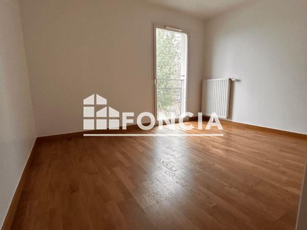 Location Appartement 3 pièces 62.1 m² - 199 RUE DU PARC Le Mee Sur Seine 77350