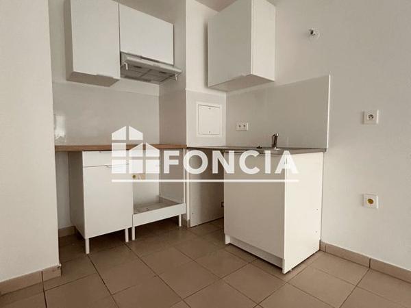 Location Appartement 3 pièces 62.1 m² - 199 RUE DU PARC Le Mee Sur Seine 77350