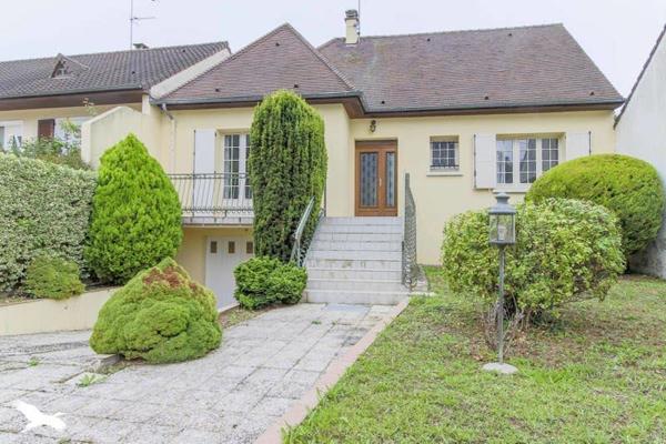 Maison à vendre |  Mantes-la-Ville |  6 pièces | 160 m²