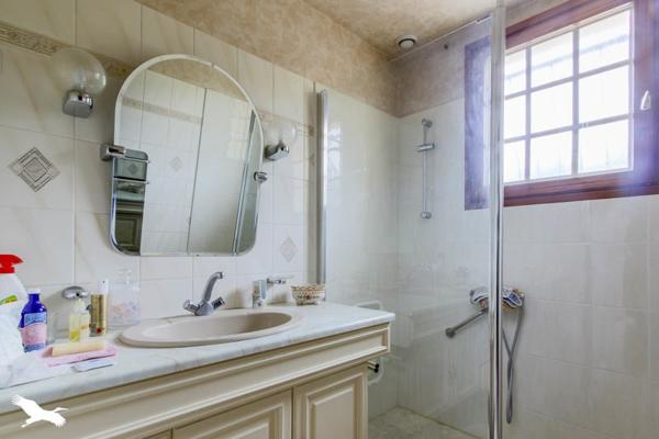 Maison à vendre |  Mantes-la-Ville |  6 pièces | 160 m²